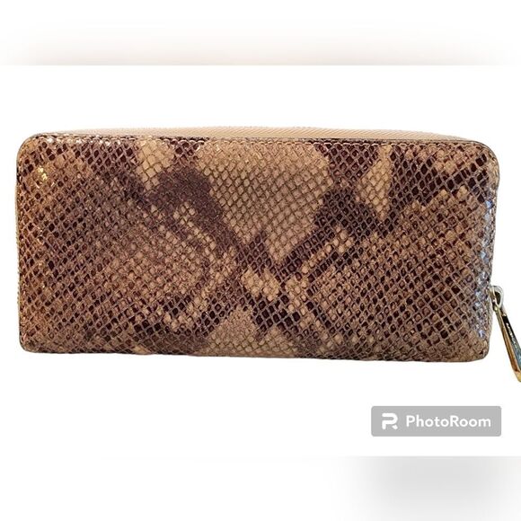 Michael Kors Snake Print Long Zip Wallet - Picture 2 of 8
